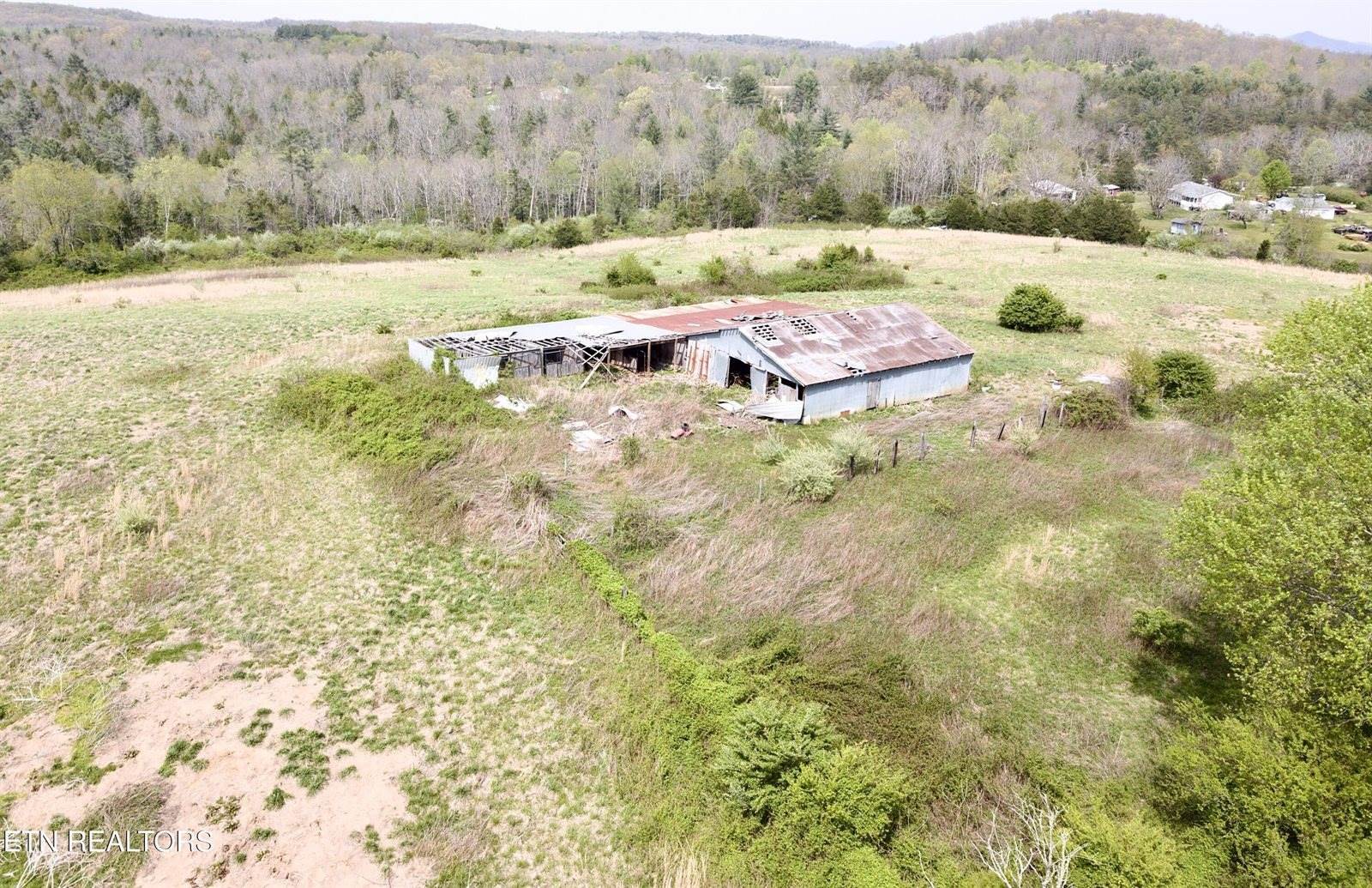 174 Stanley Bates Rd, Lancing, TN 37770