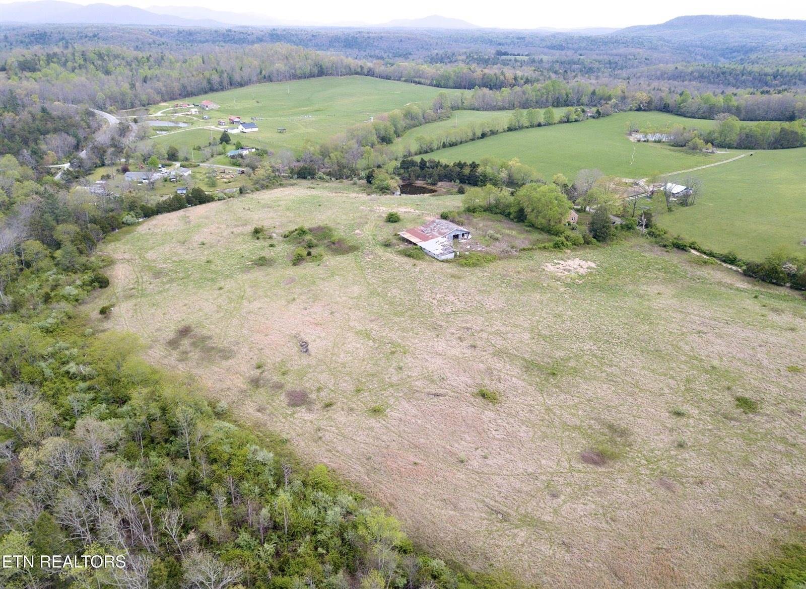 174 Stanley Bates Rd, Lancing, TN 37770