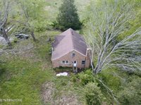 174 Stanley Bates Rd, Lancing, TN 37770