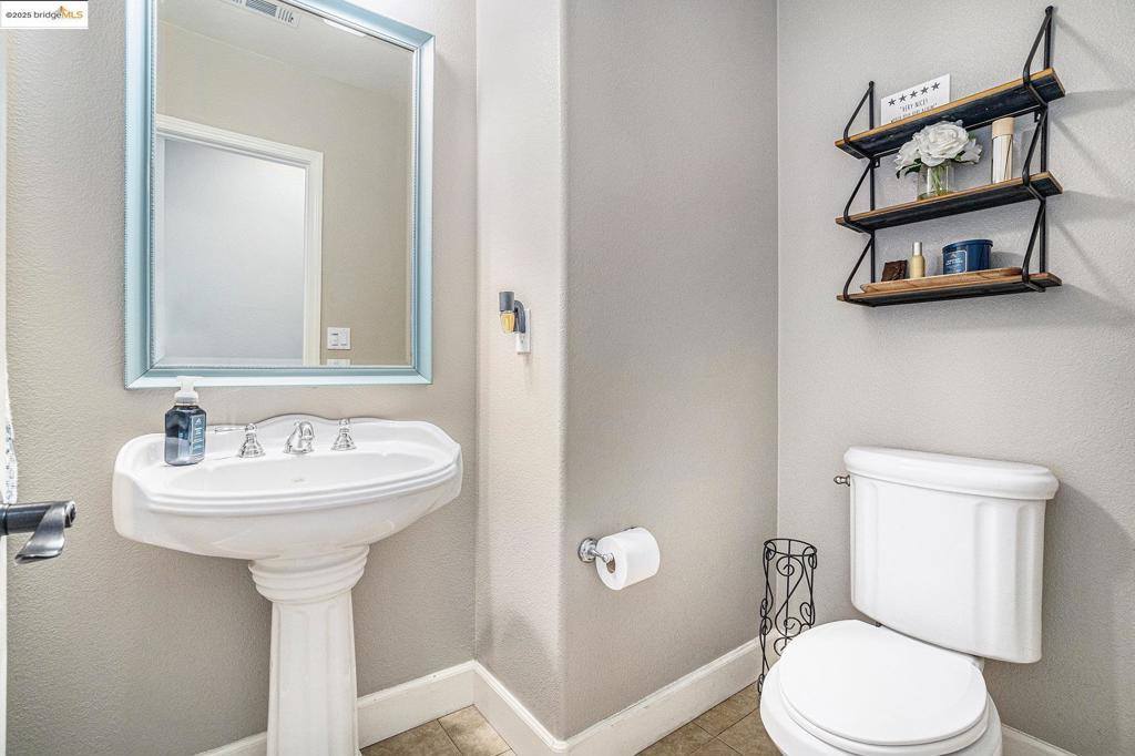 583 Sawgrass Way, Oakley, CA 94561