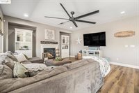 583 Sawgrass Way, Oakley, CA 94561