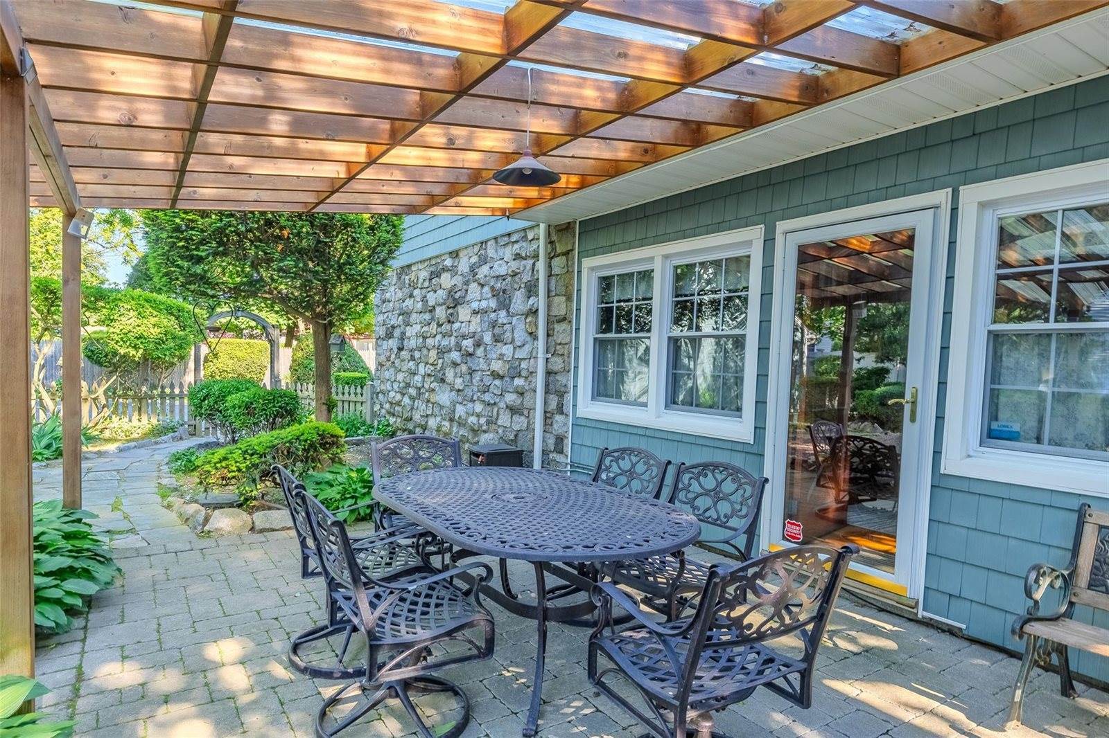 3355 Stratford Road, Hempstead, NY 11793