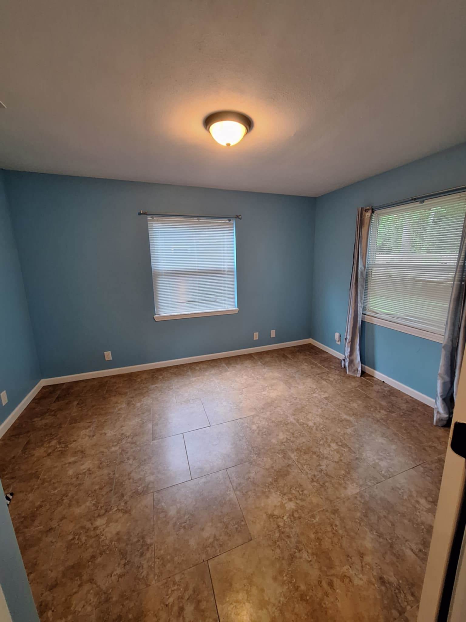 208 North Woodvalley Drive, Kingsland, GA 31548