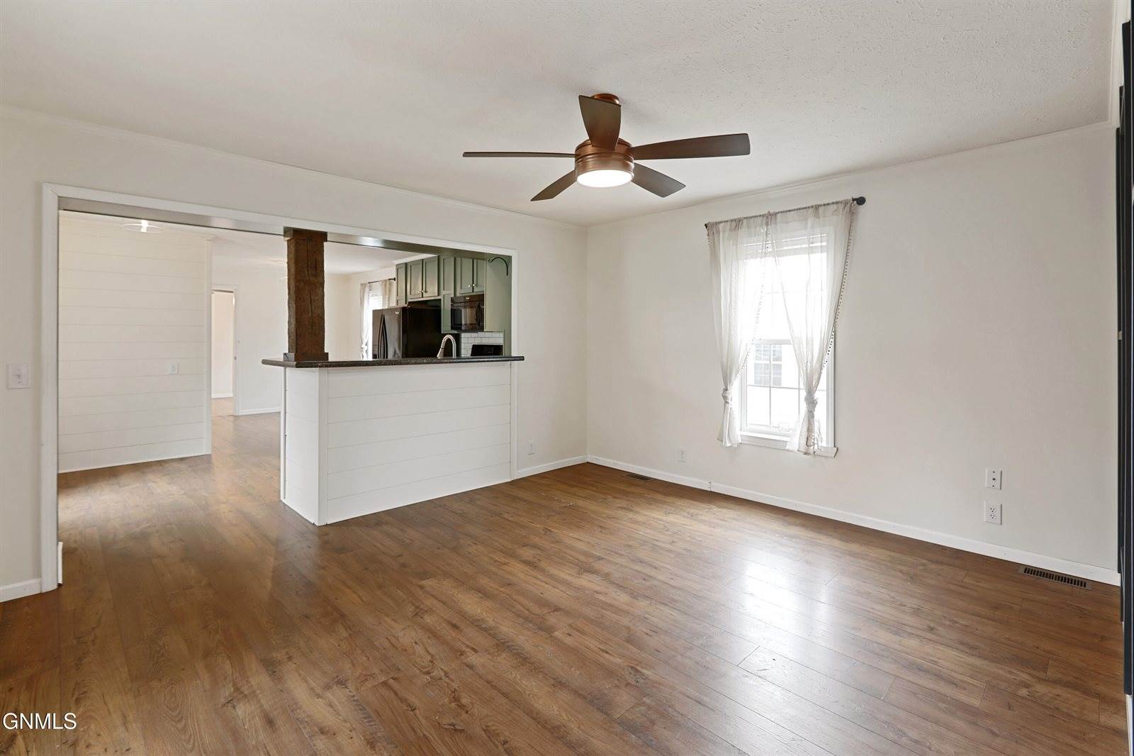 1429 47th Street West, Williston, ND 58801