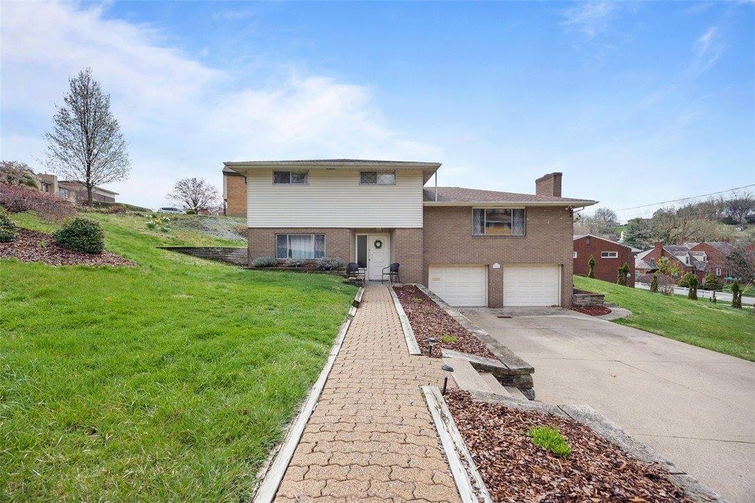 1111 Oriole Dr, Green Tree, PA 15220