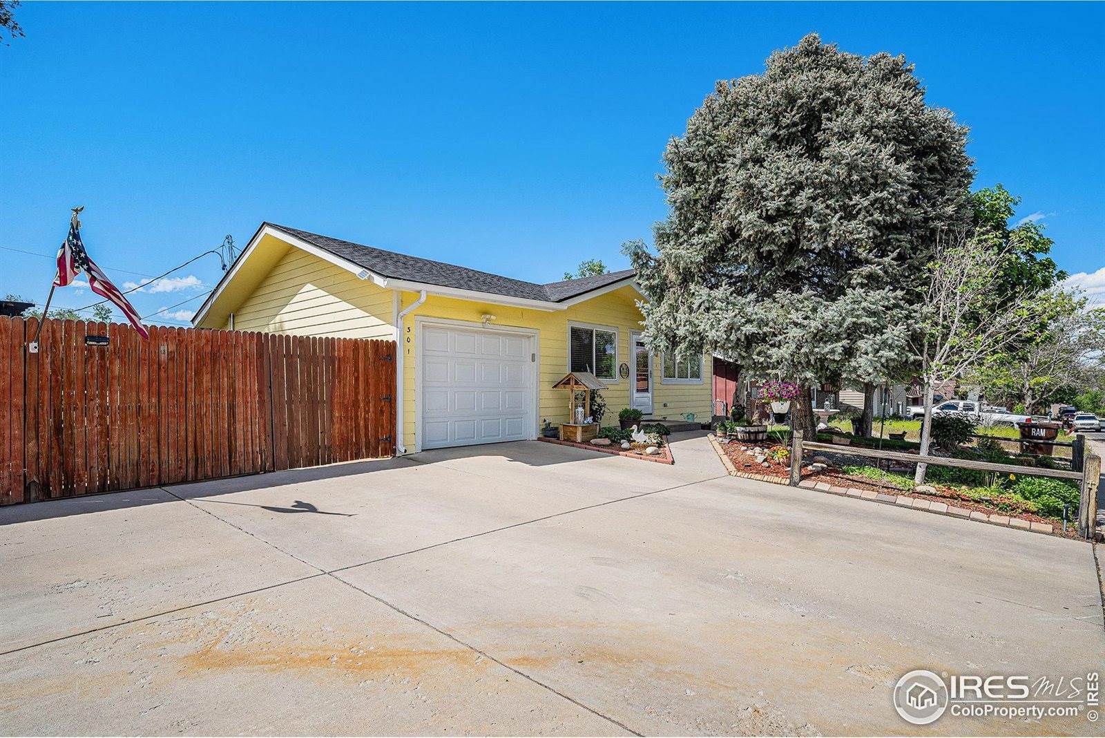 301 North 4th St, La Salle, CO 80645