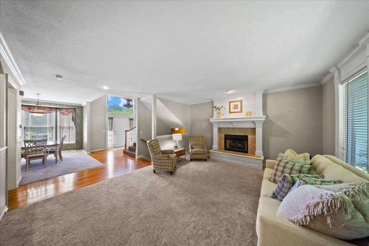 13106 W 125th Terrace, Overland Park, KS 66213