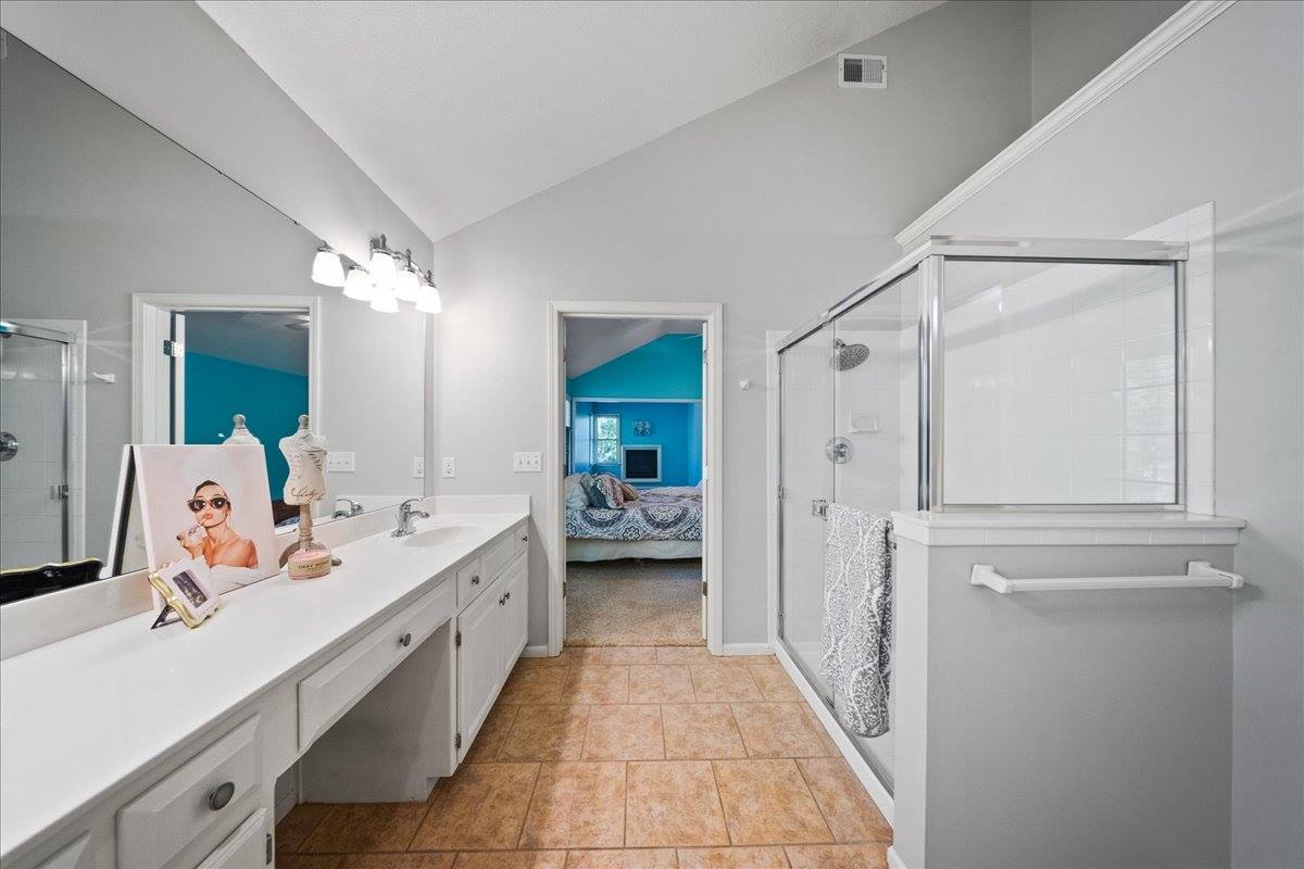 13106 W 125th Terrace, Overland Park, KS 66213