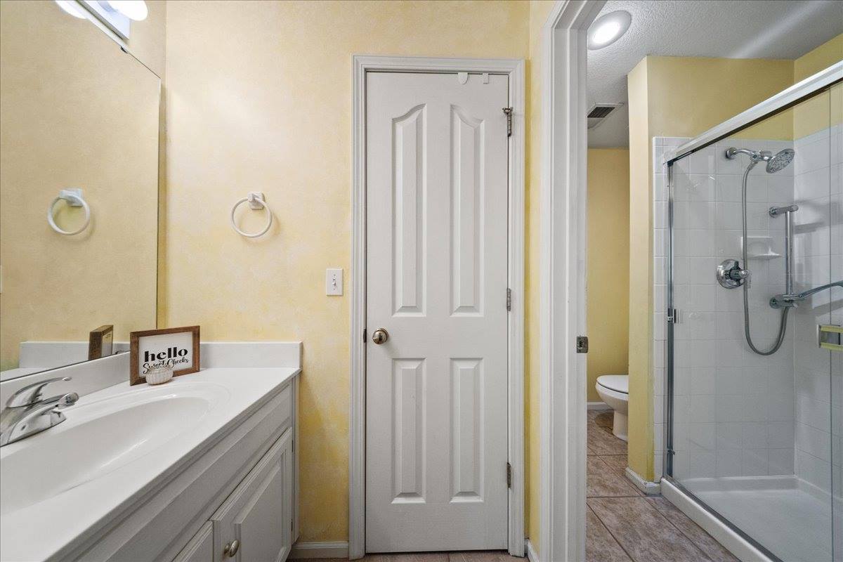 13106 W 125th Terrace, Overland Park, KS 66213