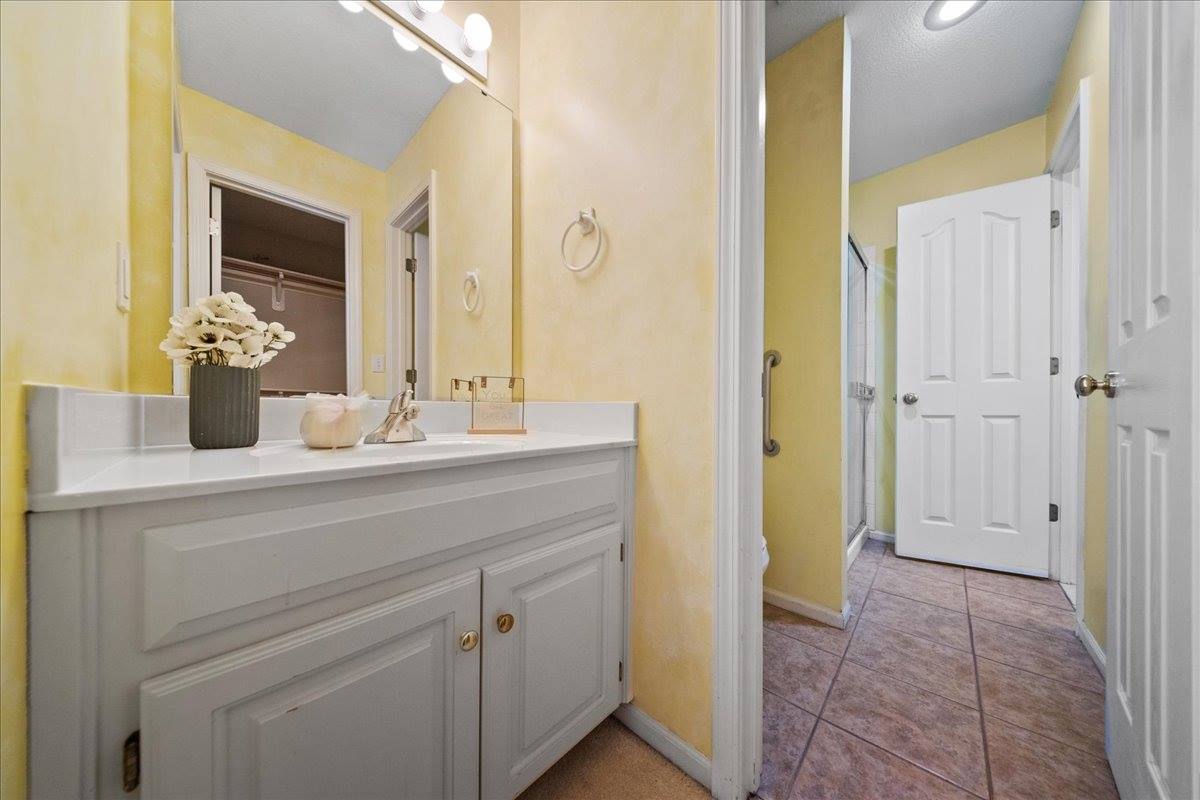 13106 W 125th Terrace, Overland Park, KS 66213