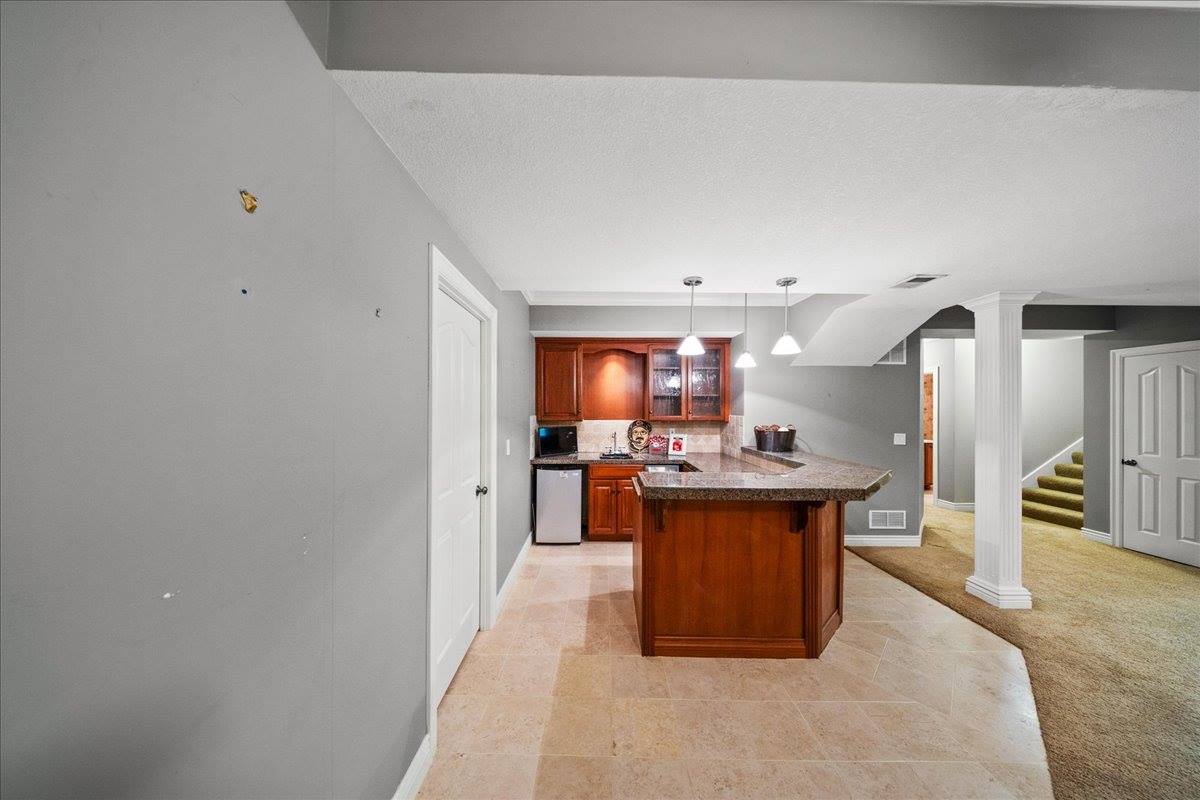 13106 W 125th Terrace, Overland Park, KS 66213