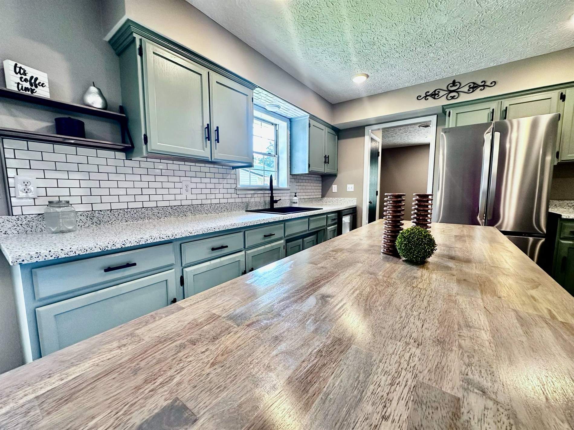 16646 Hardwood Lane, Saint Robert, MO 65584