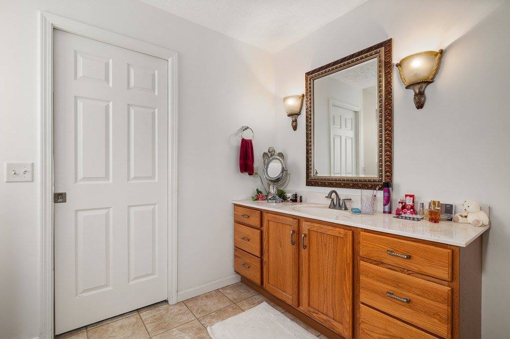 1765 Pinebrook Court, Ashland, OH 44805