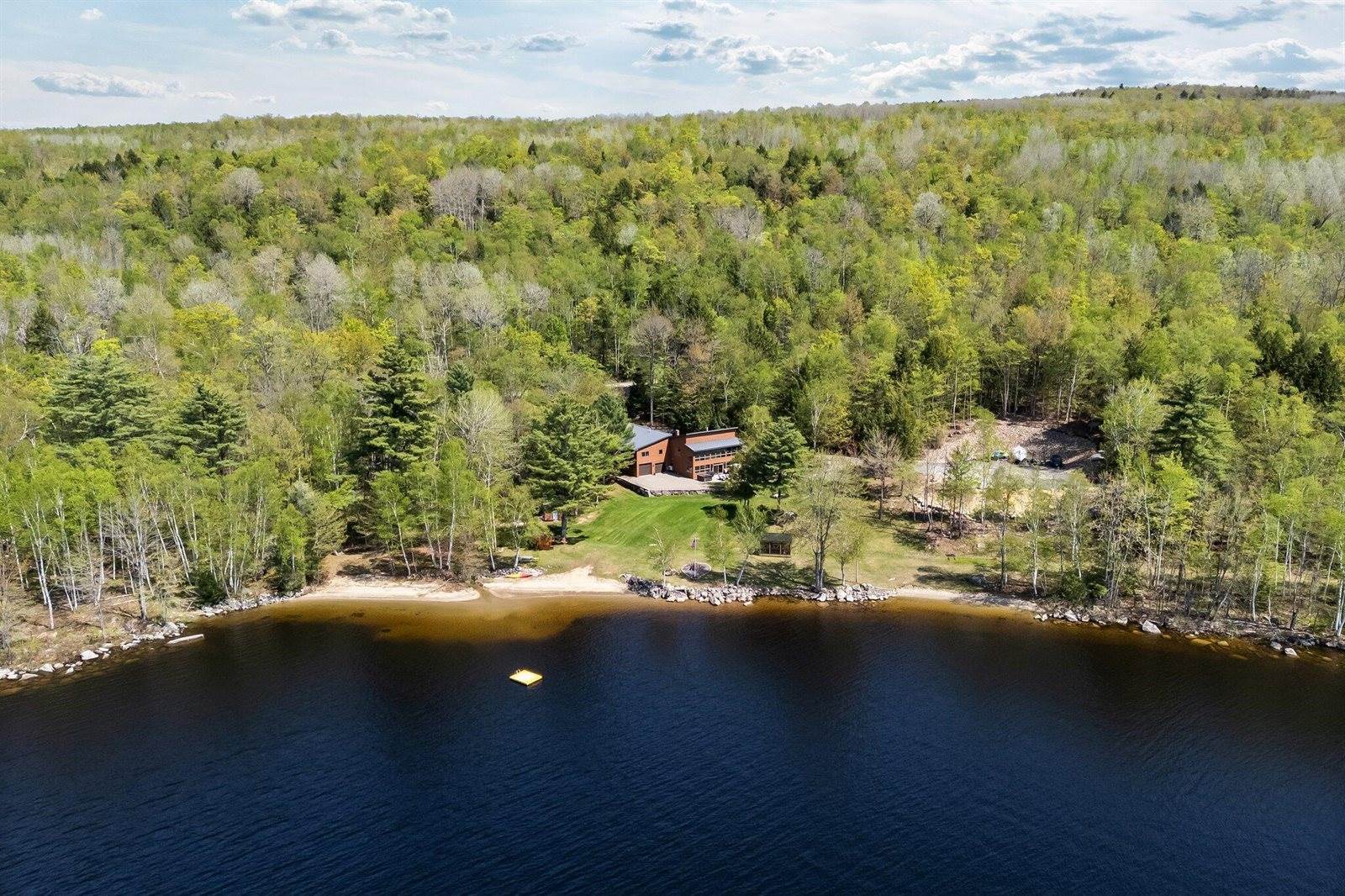 36 Sunset Drive, Saint Albans, ME 04971