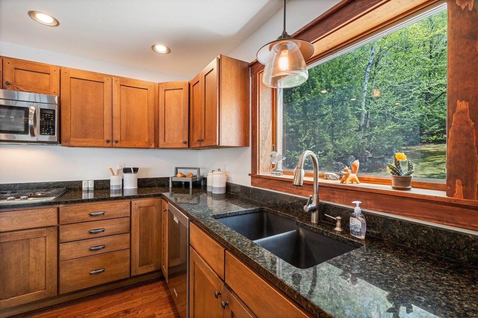 36 Sunset Drive, Saint Albans, ME 04971