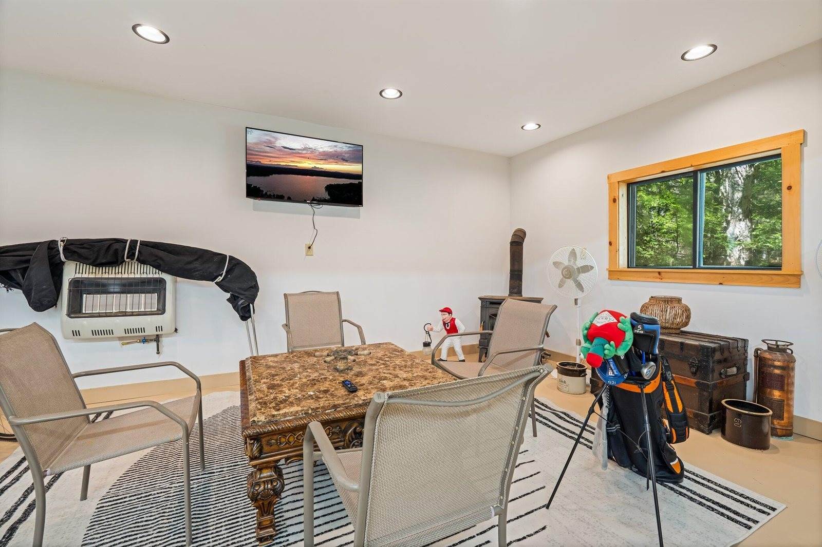 36 Sunset Drive, Saint Albans, ME 04971