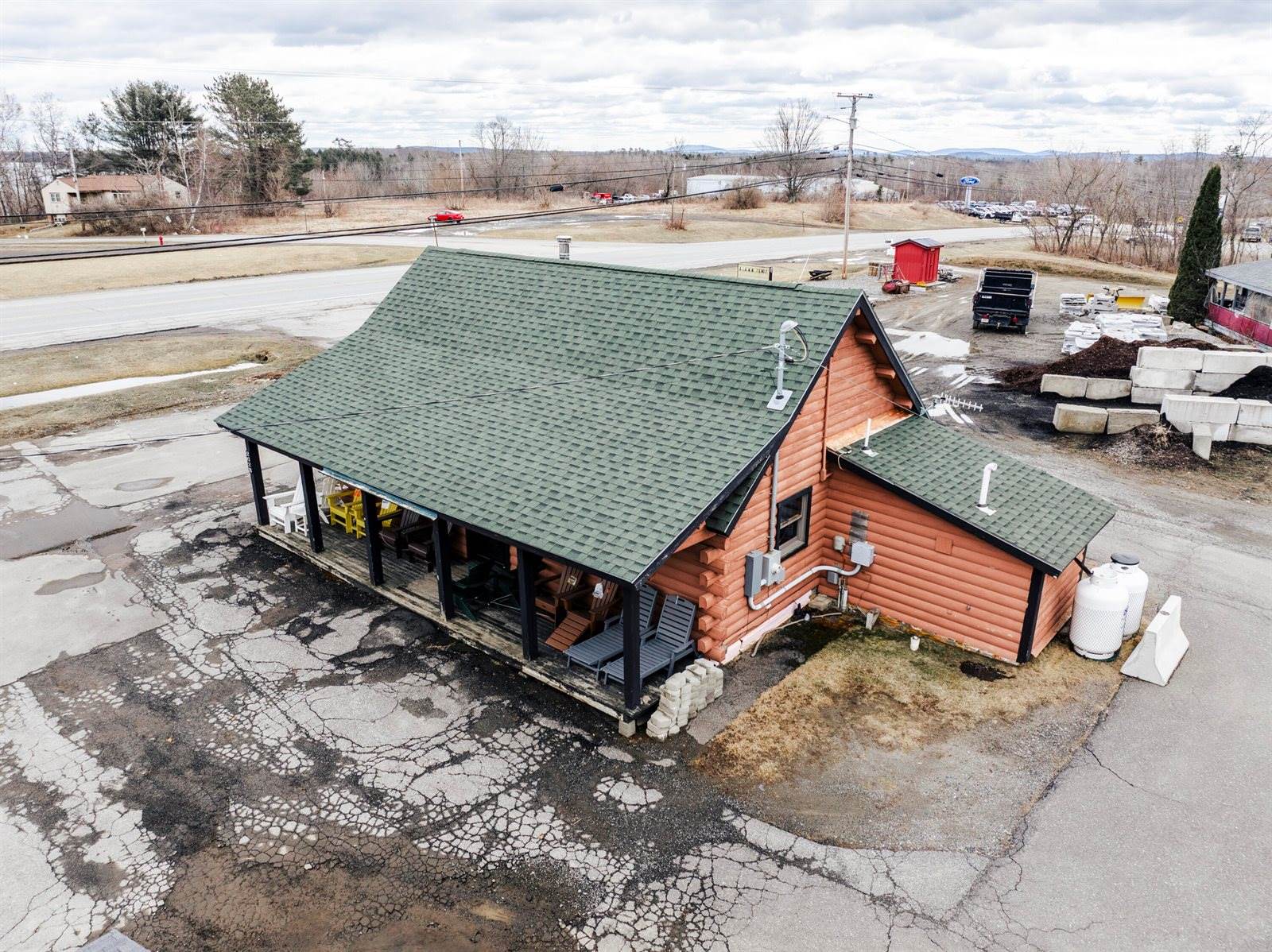 262 Moosehead Trail, Newport, ME 04953