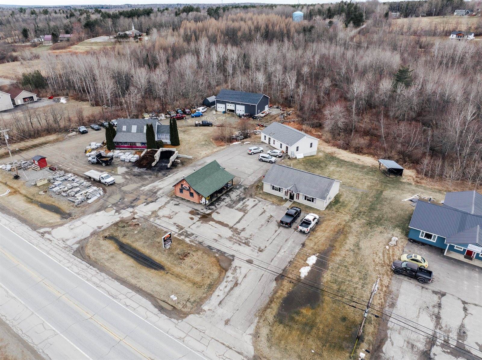 262 Moosehead Trail, Newport, ME 04953