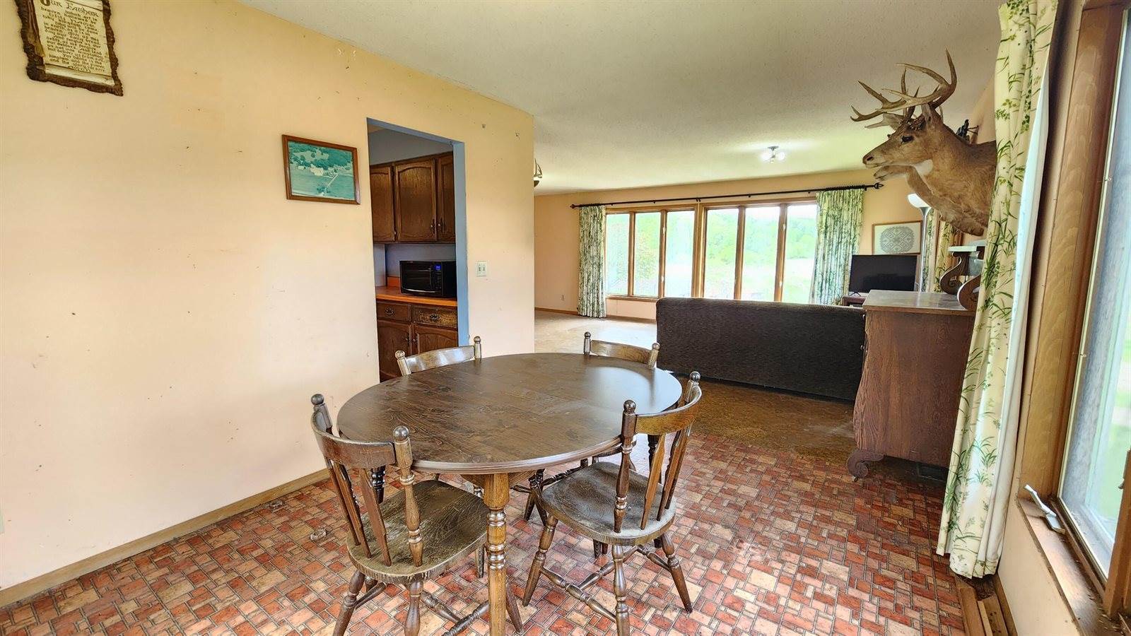 9182 State Highway 27, Sparta, WI 54656