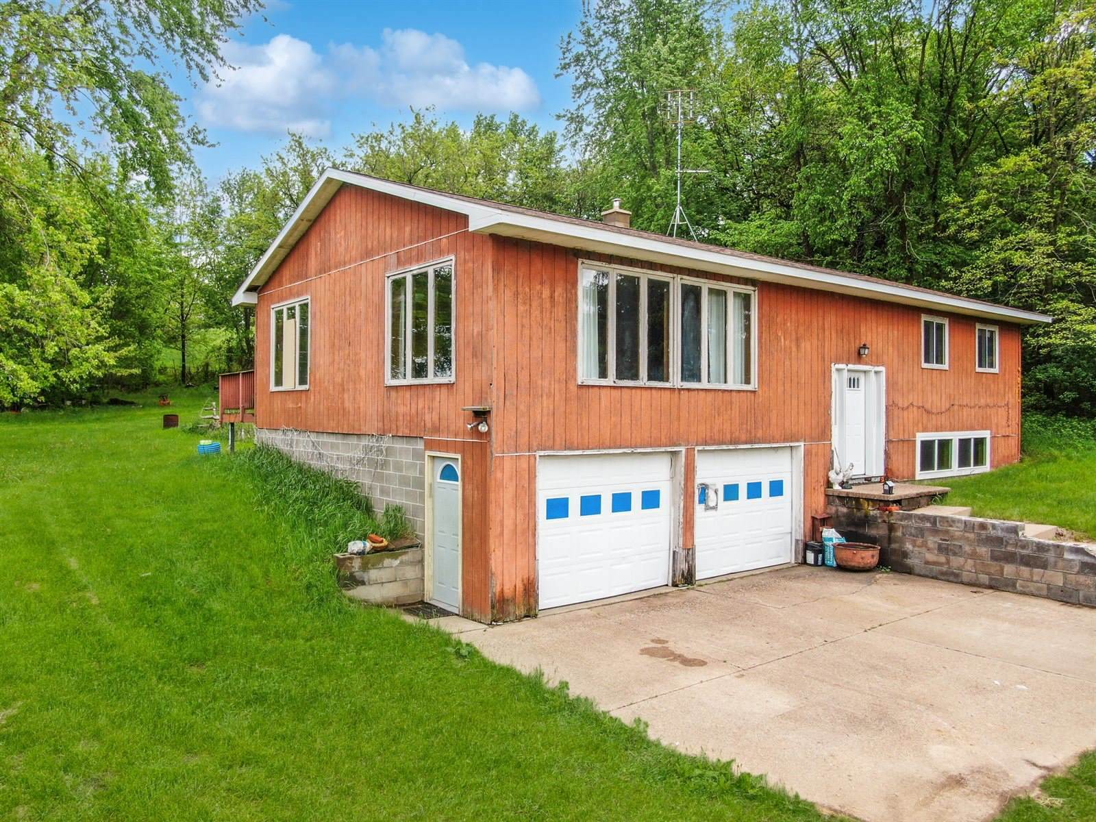 9182 State Highway 27, Sparta, WI 54656