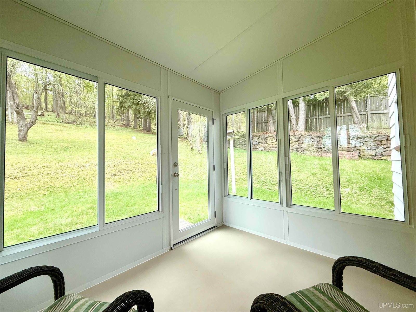 300 Jasper Street, Ishpeming, MI 49849