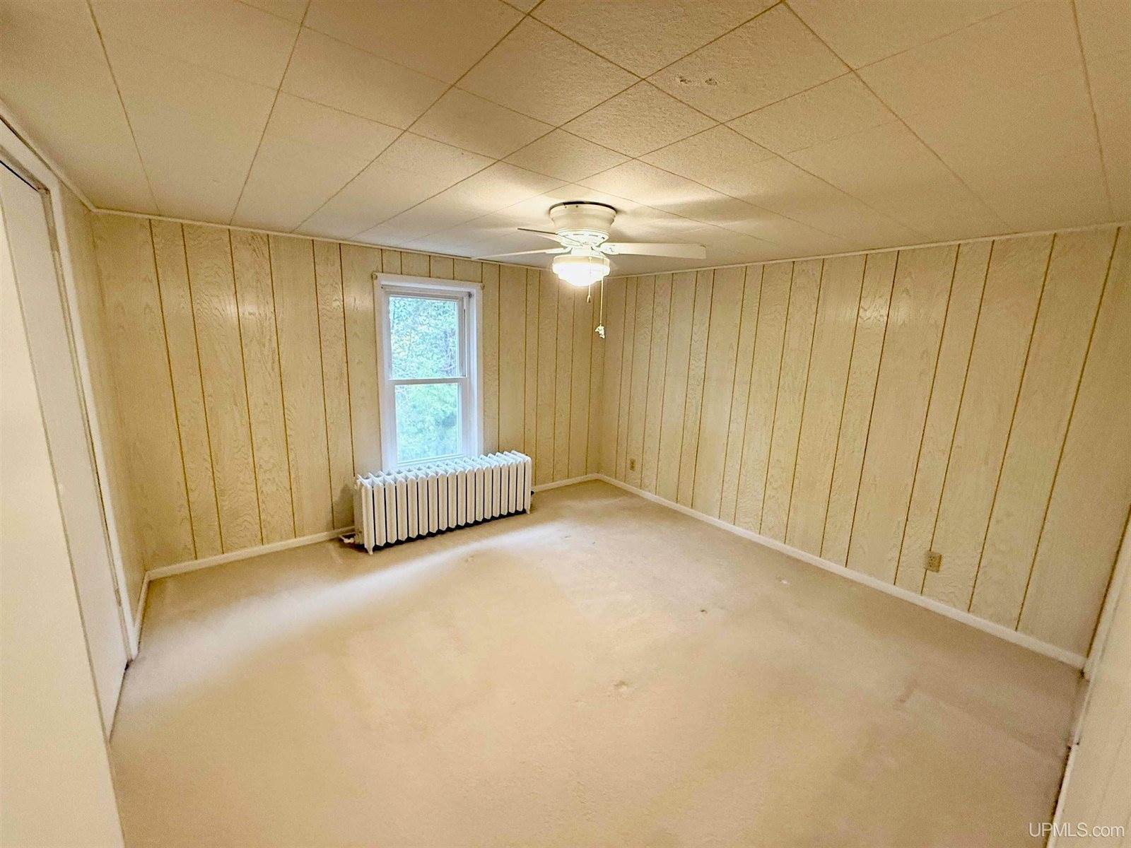 300 Jasper Street, Ishpeming, MI 49849