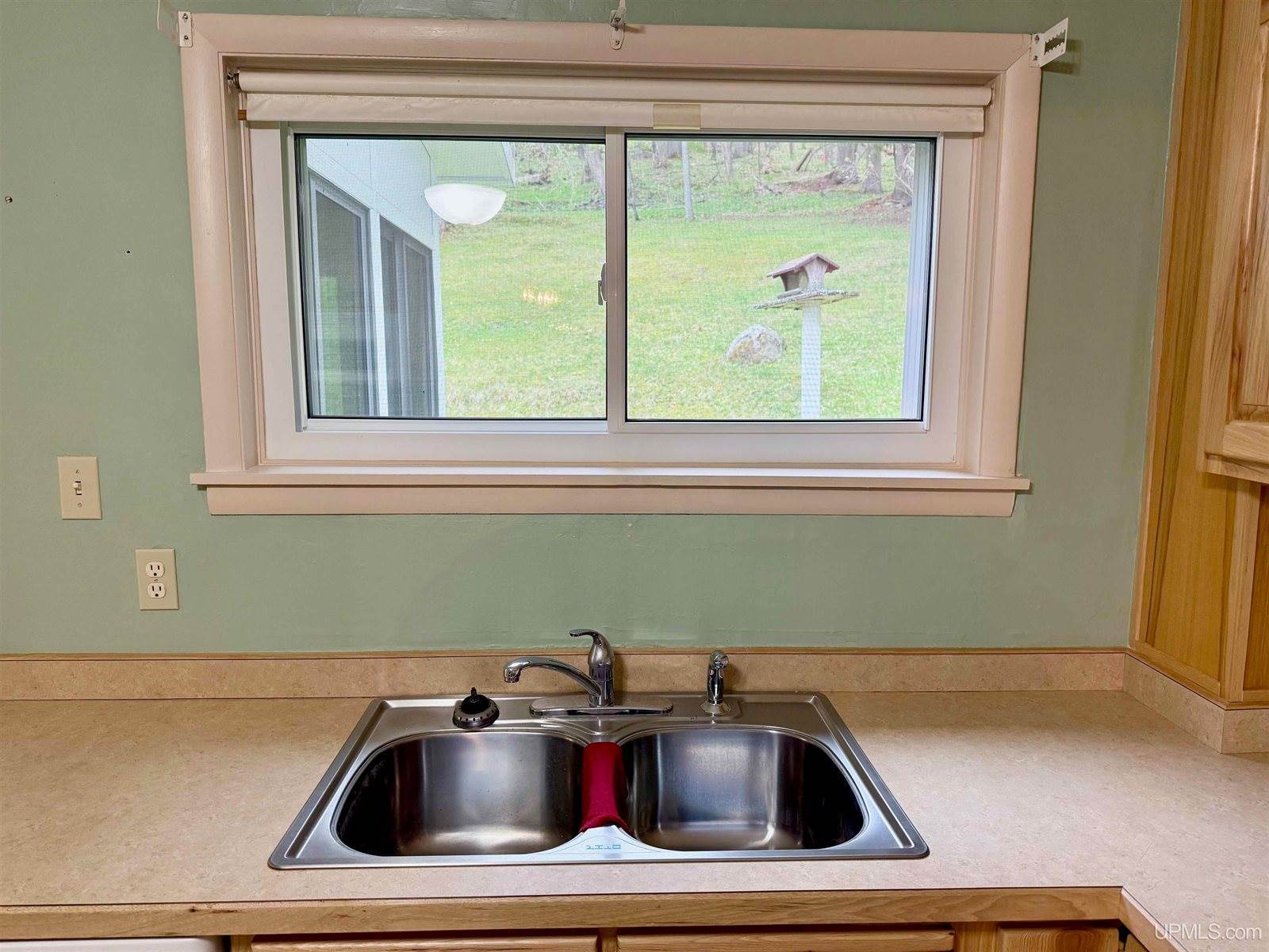 300 Jasper Street, Ishpeming, MI 49849