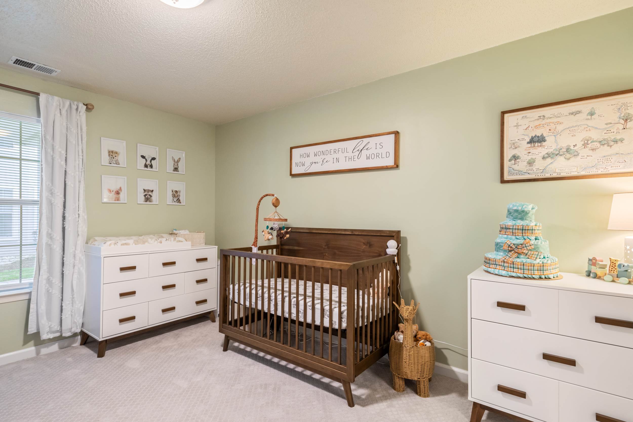 571 Seahorse Run, Chesapeake, VA 23320