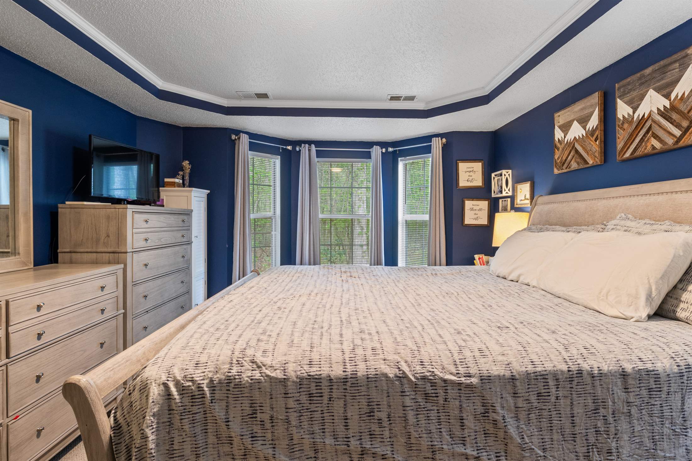 571 Seahorse Run, Chesapeake, VA 23320