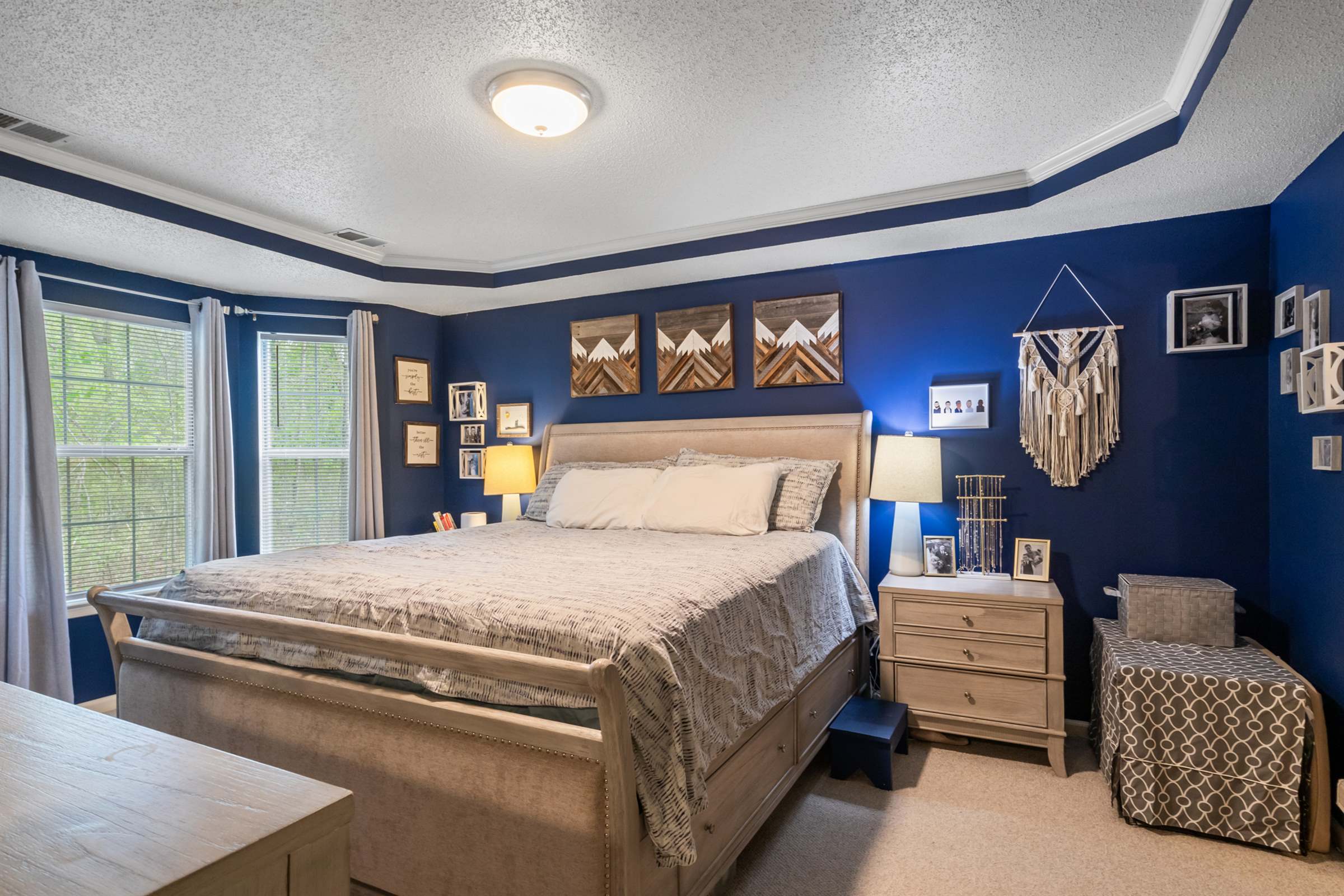 571 Seahorse Run, Chesapeake, VA 23320