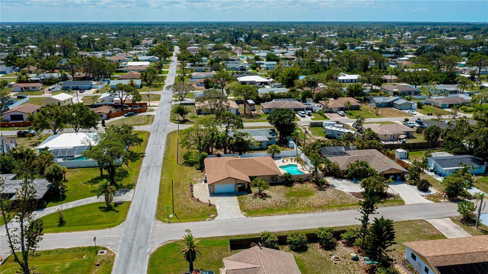 1203 Hudson Road, Venice, FL 34293
