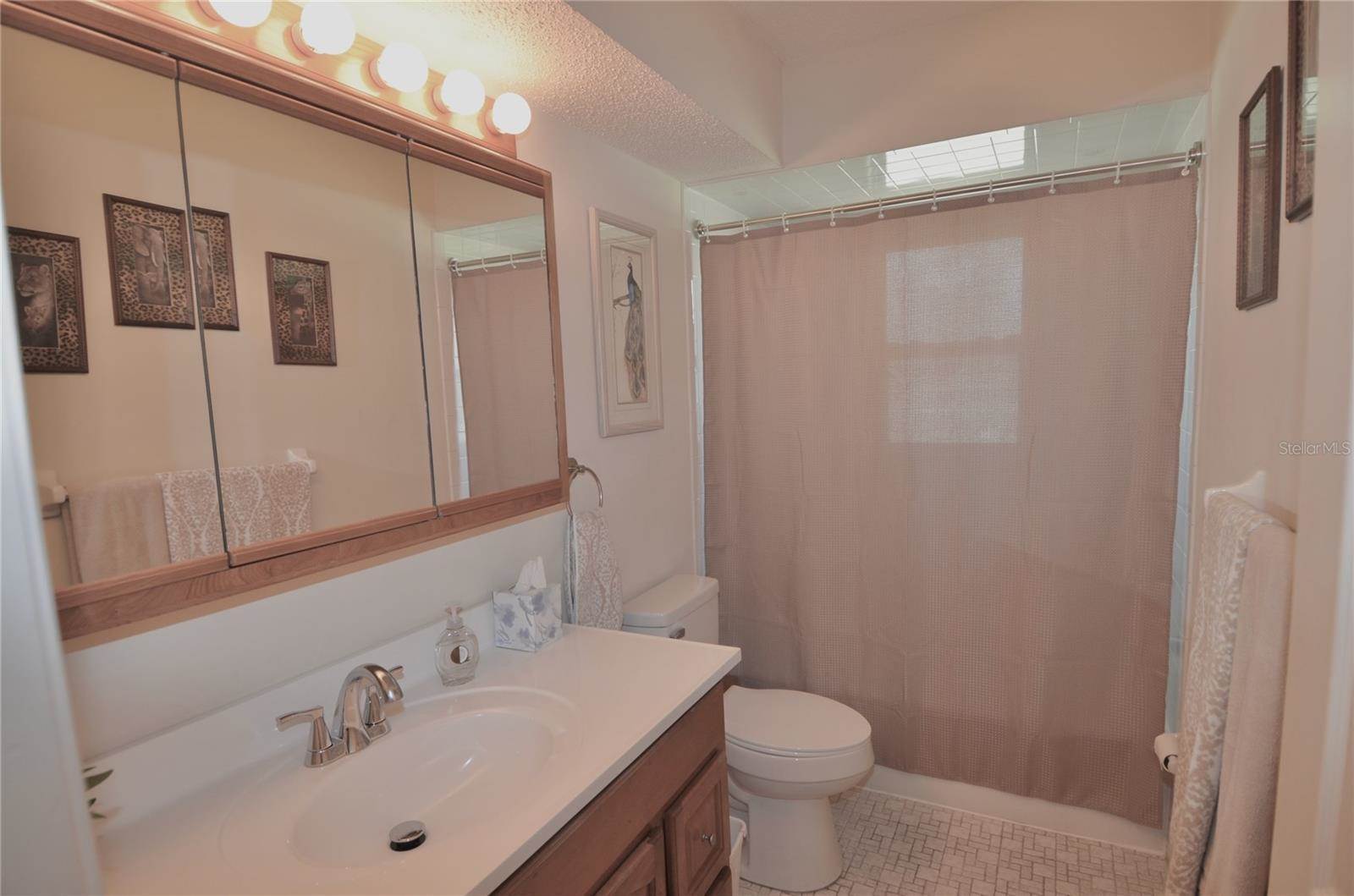 1203 Hudson Road, Venice, FL 34293