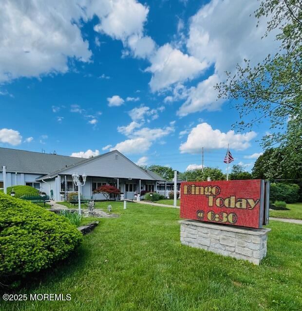 15 Mount Logan Lane, Toms River, NJ 08753