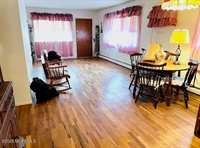 15 Mount Logan Lane, Toms River, NJ 08753