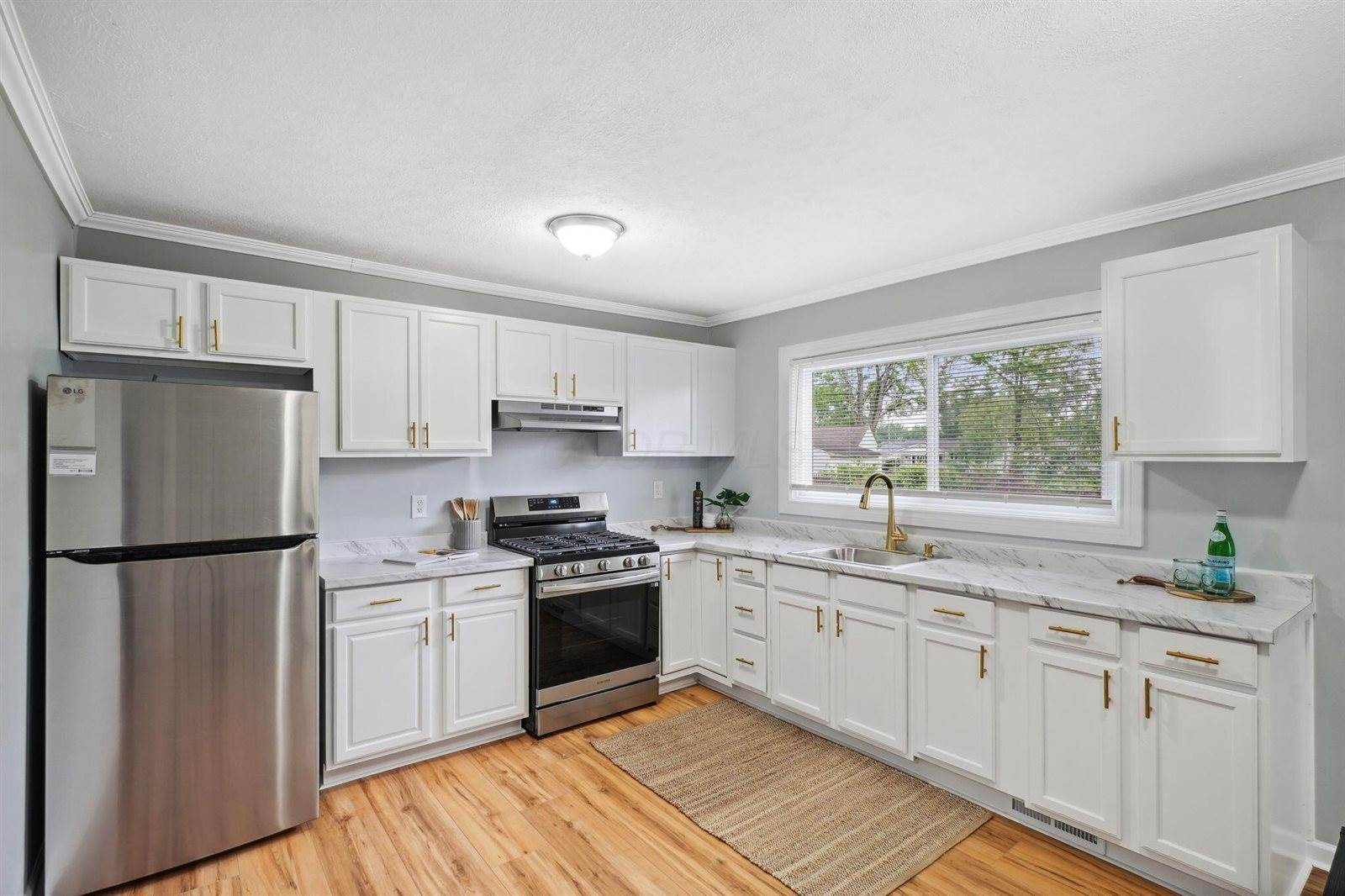 3783 Laguna Drive, Columbus, OH 43232