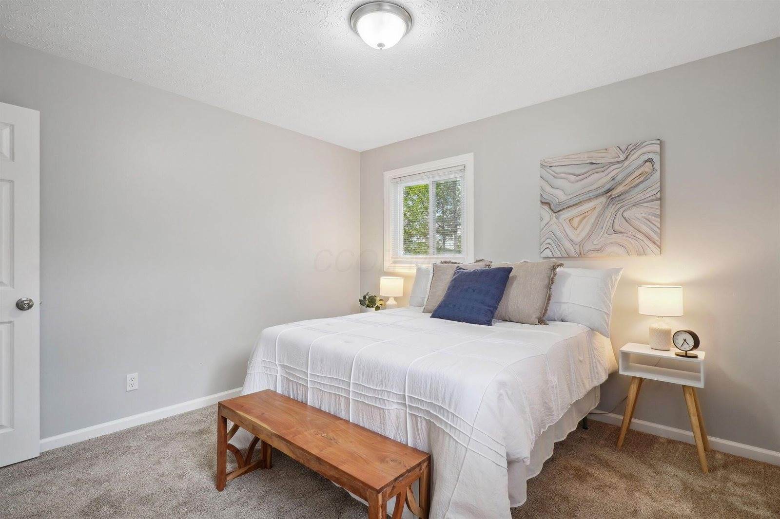 3783 Laguna Drive, Columbus, OH 43232