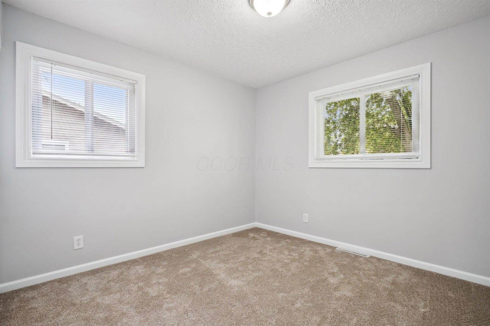 3783 Laguna Drive, Columbus, OH 43232