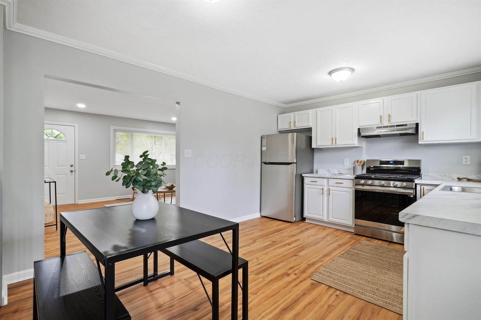 3783 Laguna Drive, Columbus, OH 43232