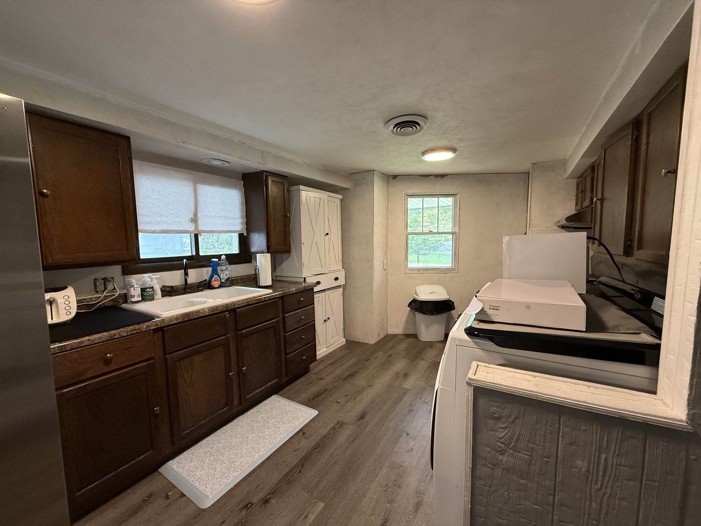 165 North Mill Street, Cedarville, IL 61013