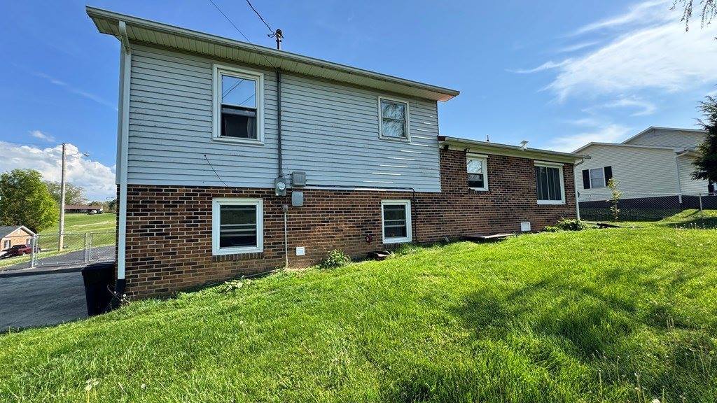 168 Sunset View Road, Rural Retreat, VA 24368