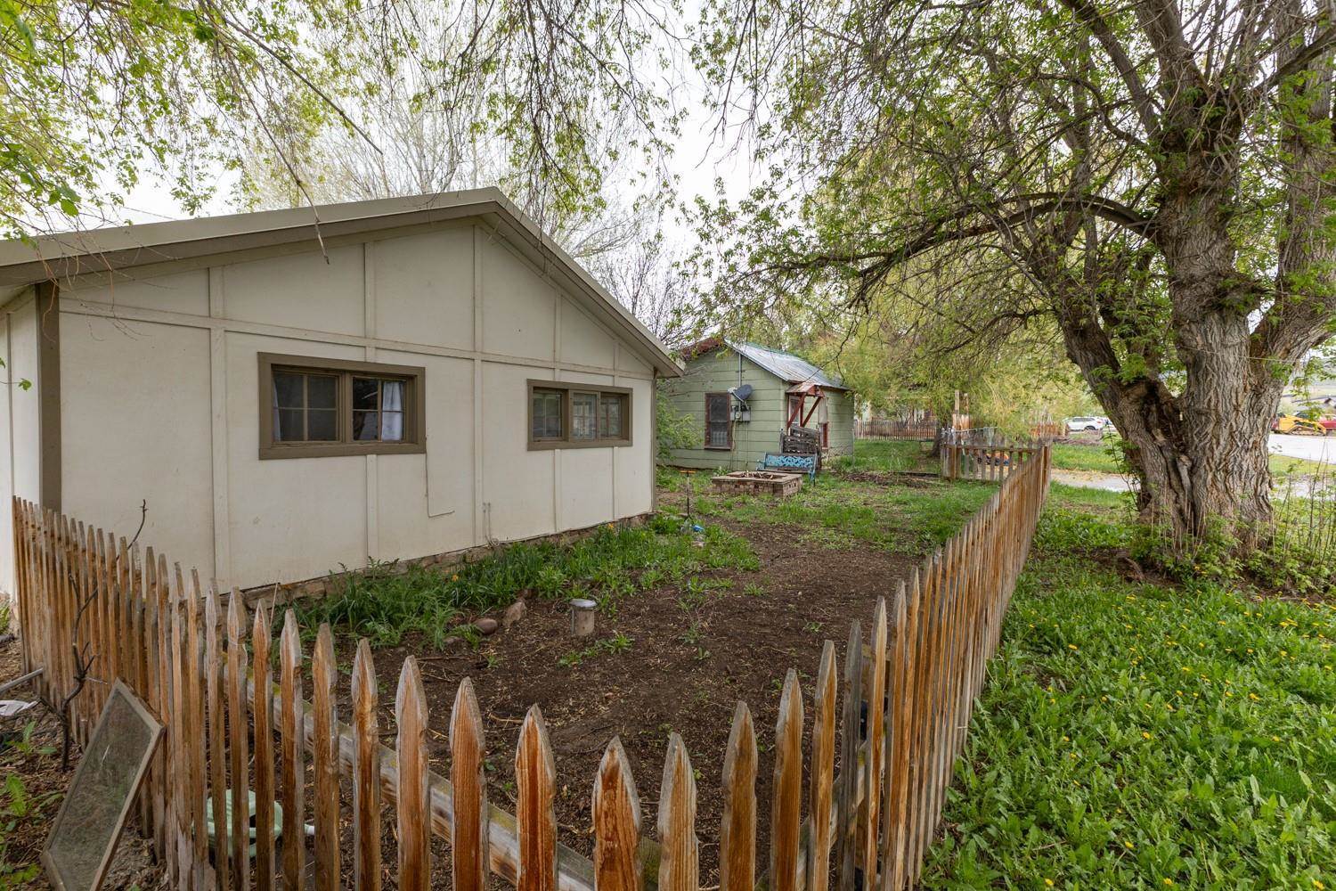 21490 2nd Avenue, Milner, CO 80487