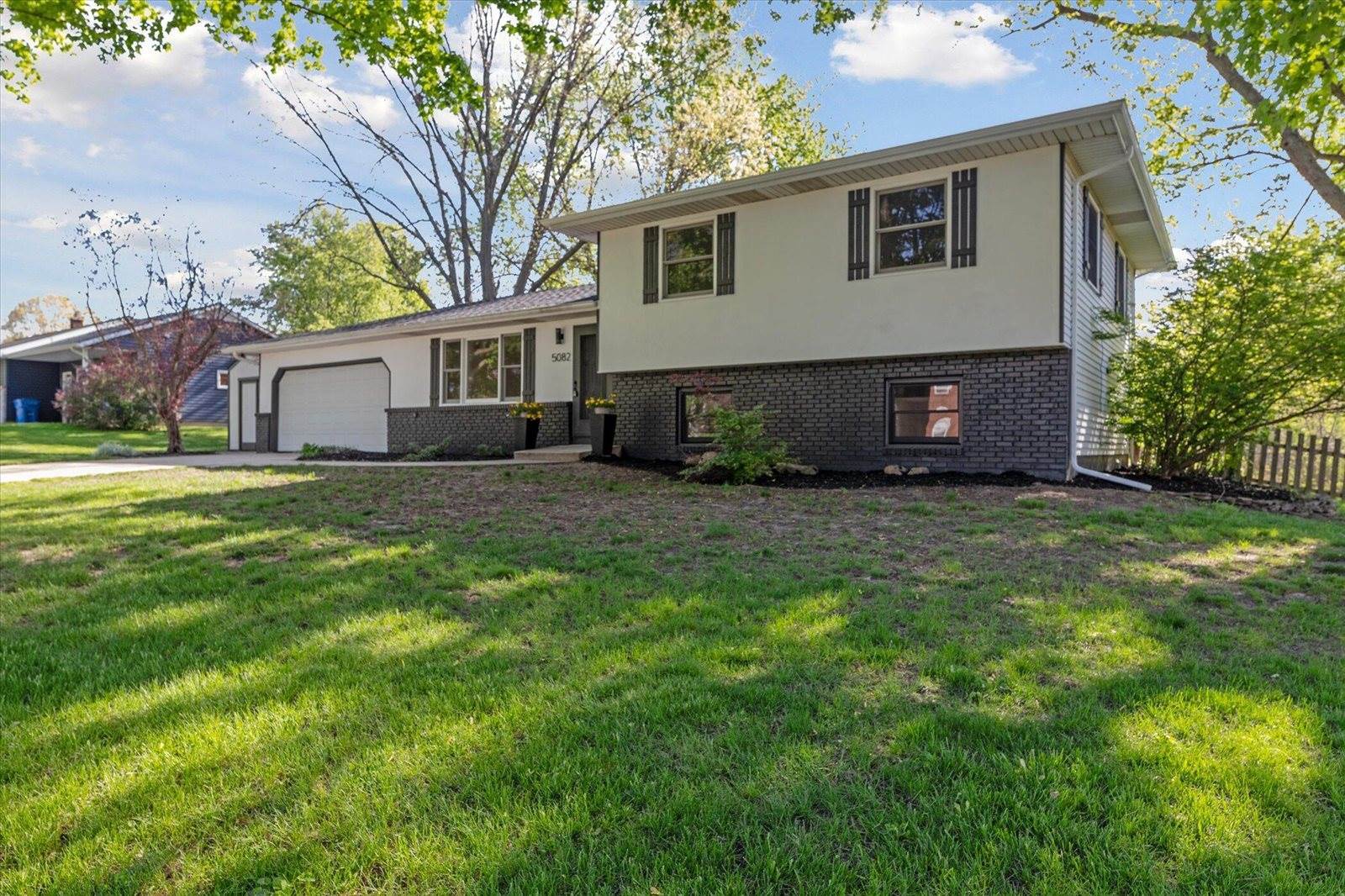 5082 Patland Drive, Kalamazoo, MI 49009