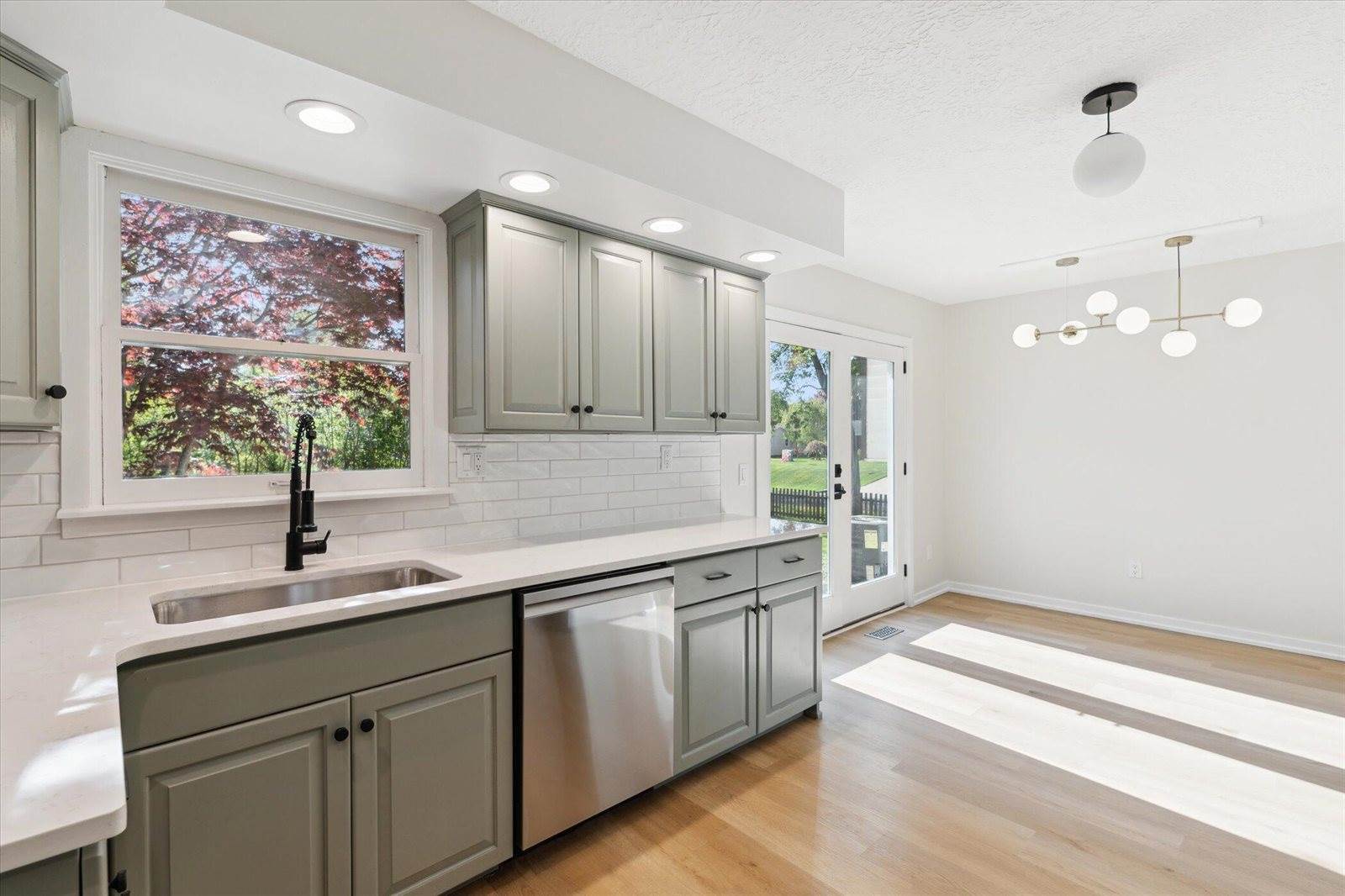 5082 Patland Drive, Kalamazoo, MI 49009