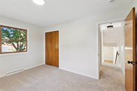 5082 Patland Drive, Kalamazoo, MI 49009