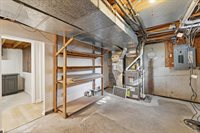 5082 Patland Drive, Kalamazoo, MI 49009