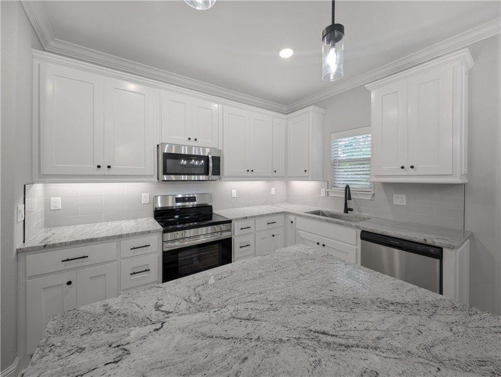 11 Fountainhall Circle, Bella Vista, AR 72715