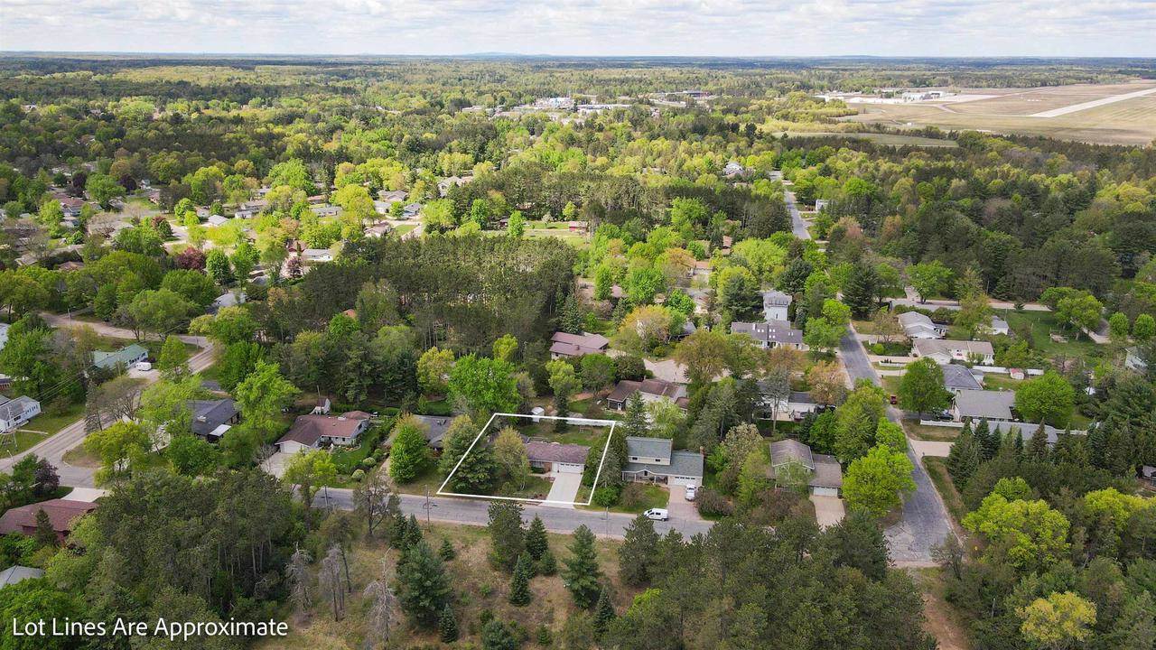 4048 Simonis Street, Stevens Point, WI 54481