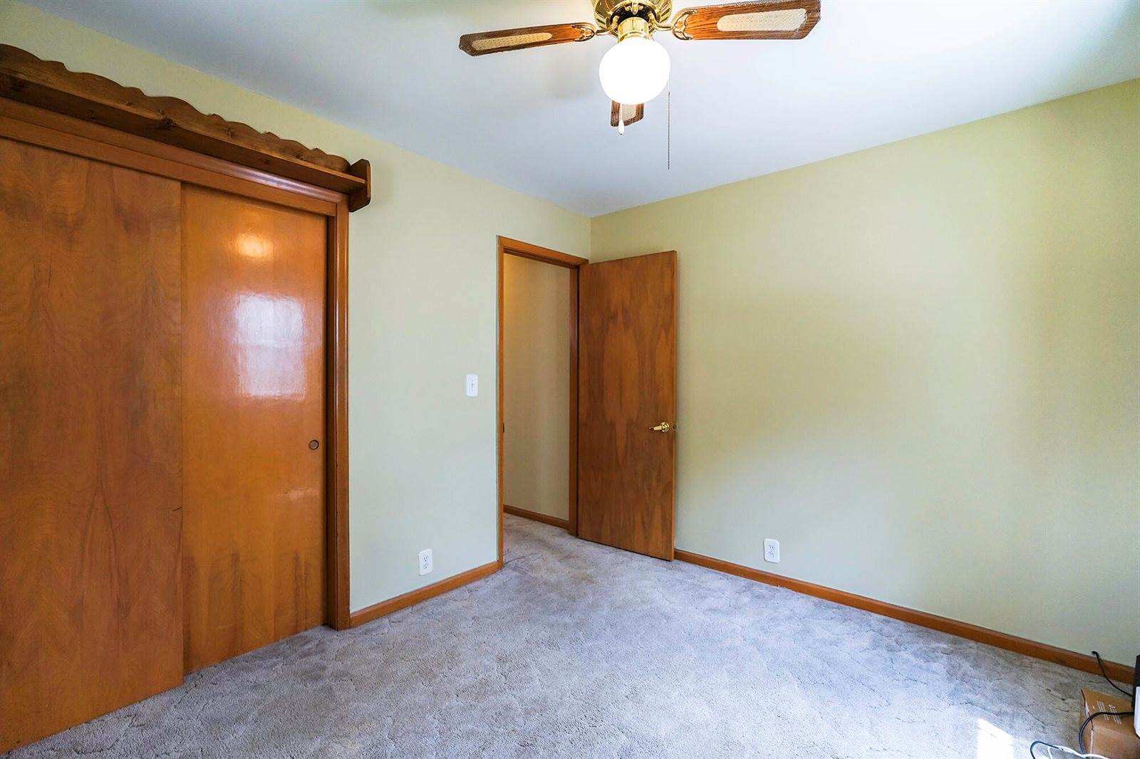 917 South 34th Street, Council Bluffs, IA 51501