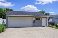 917 South 34th Street, Council Bluffs, IA 51501