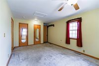 917 South 34th Street, Council Bluffs, IA 51501